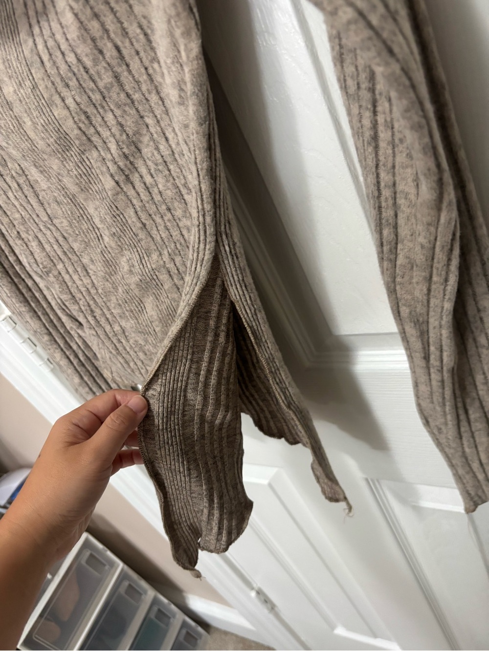 Off-Shoulder Ribbed Knit Sweater - Picture 7 of 7